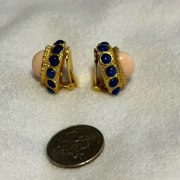 Kenneth Jay Lane KJL Vintage 60’s Clip On Earrings - Picture 8 of 10